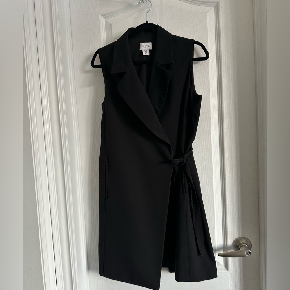 Heyton Black Asymmetrical Sleeveless Dress